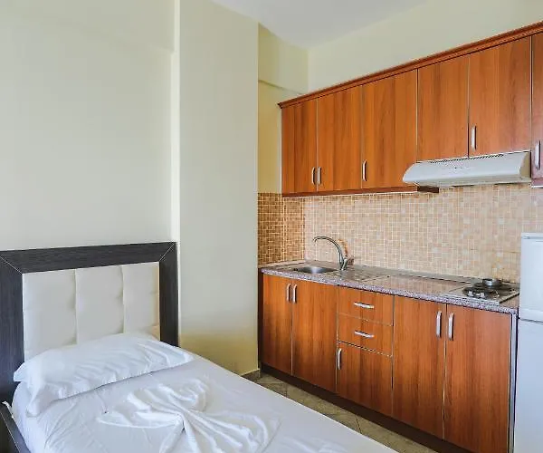 Summer Dream 酒店 3*